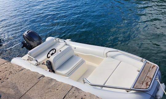 Scanner Cosmo 420 RIB Um pequeno barco com muito espaço...
