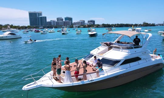 50' Flybridge 1 Free Hour Of Jetski  Monday To Friday(For 4 Hours Trip Or More)