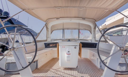 Baleria - Oceanis 461 Cruising Monohull Rental in Porto Cristo, Balearic Islands