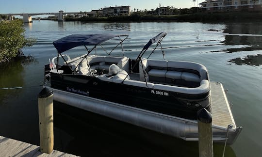 Crest 250 Tri Toon for rent in Venice, Florida