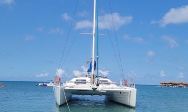 Catamarã privado de 65 pés para viagens charter em Montego Bay