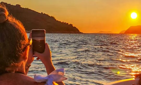 Group Tour: Golden Hour Sunset Cruise in Dubrovnik
