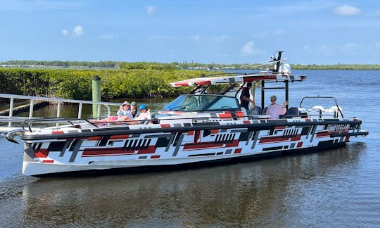 40ft LUXURY POWER BOAT..CAN FIT LARGE GROUPS...ISLAND HOPPER!!!!!