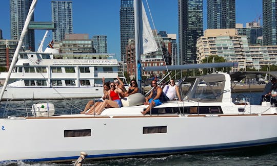 38' Sailing Yacht in Toronto, Ontario