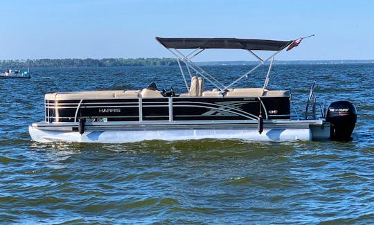 Harris Pontoon for 15 people available on Lake Conroe in Montgomery, Texas