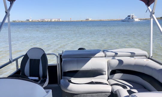 Avalon 24ft Fun Pontoon Boat in Fort Walton Beach