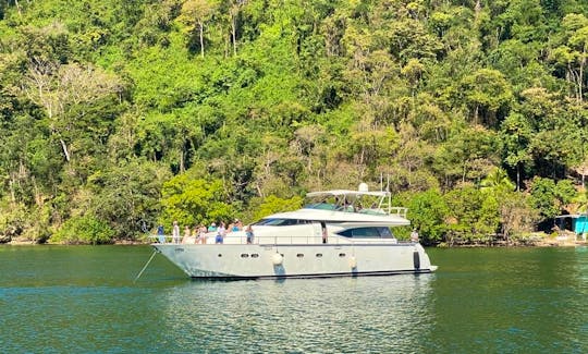 Velista 70ft Maiora Luxury Yacht Charter