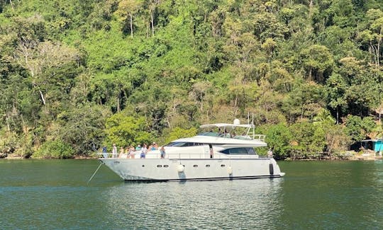 Location de yacht de luxe Maiora, voilier de 70 pieds