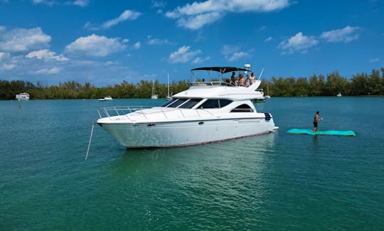 Maxum 50ft Yacht -Extra Hour FREE - Enjoy a memorable day onboard!