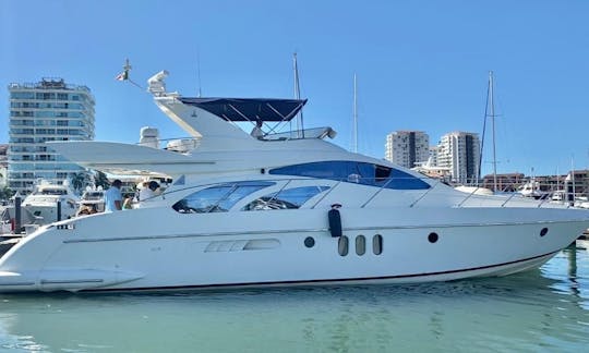 Yate a motor Azimut 58 de lujo en Puerto Vallarta, Jalisco