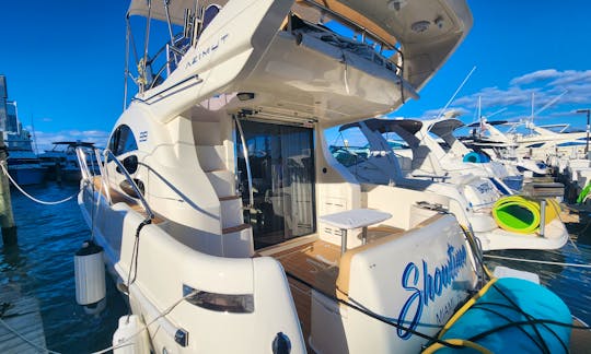 Azimut 40 Flybridge Motor Yacht Rental in Miami, Florida