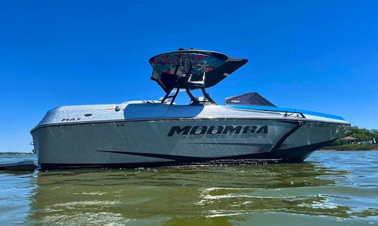 2019 Moomba.... On Lake Worth With Awesome Water Toys!!!....sunset Cruises Also Available....   For Now Only Wed/Sun Bookings....if the day you  want shows rented, still send a request, once someone books, it shows that day unavailable... but I might have another slot open that day