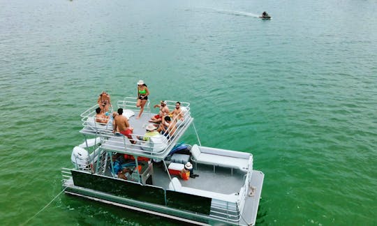 25ft Double Decker Commercial Pontoon in Bay Pines