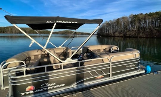 2023 SunTracker 20 ft. Party Barge Pontoon in Cumming, Georgia