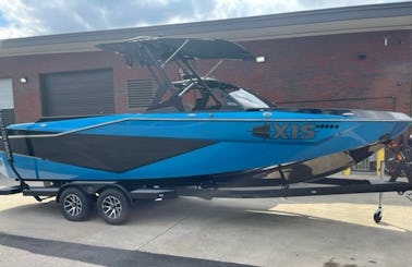 Axis T250 Bowrider in Gainesville