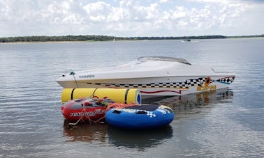 22' Wellcraft Scarab | Metrô, esqui aquático e cruzeiro no Lago Livingston