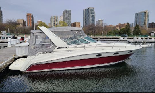 Book your Luxury 32ft Cruisers Yachts for Charters in Chicago,Illinois