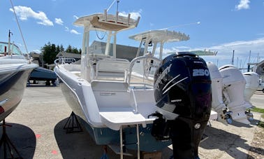 2300cc Everglades in Baileys Harbor