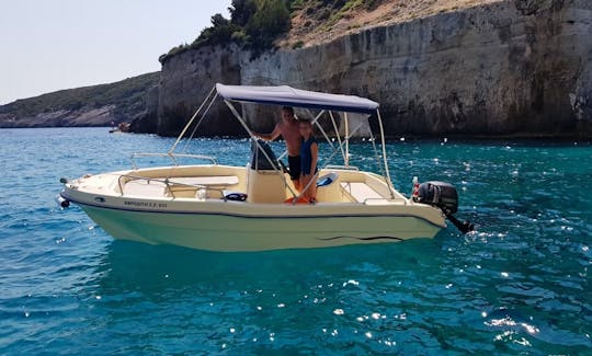 Location de bateau avec Bimini Top à Zakinthos