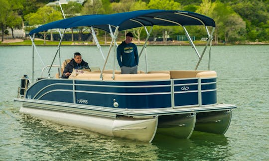 Brand new Tri-Hull 25ft Pontoon on Lake Austin