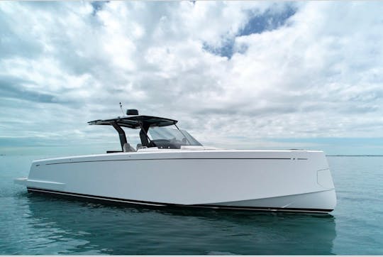 Pardo 43ft, o iate perfeito para Miami