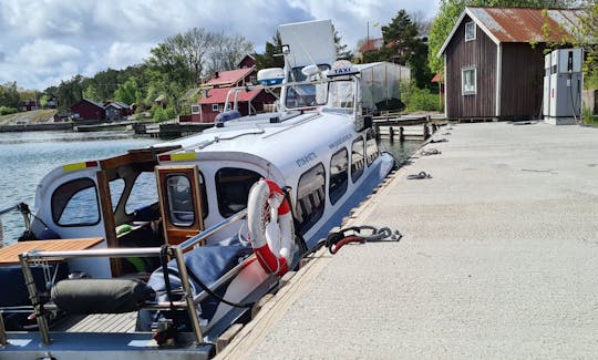 MsDiana Classic Swedish Taxi boat water Taxi and event boat in Stockholm