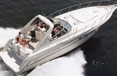 Maxum Yacht - Huge open seating area & bow sunpads! Discounted Rates thru early June