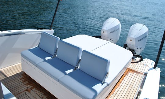 ⚓️ 8-person Custom 29' Luxury Console in La Cruz (Includes food)