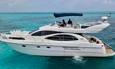 Sail away on this Amazing Azimut 48 ft Flybridge in Cancun and Isla Mujeres 