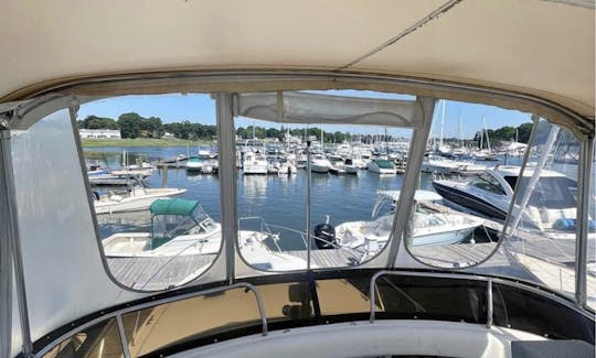 Pulverização excessiva em Old Saybrook | Silverton Yacht de 37 pés