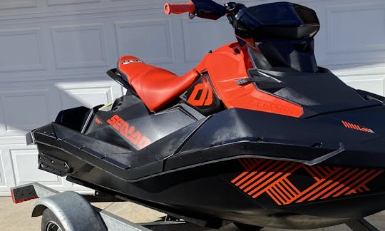 Sea Doo Spark Trixxがミネソタ州レイクショアで入手可能