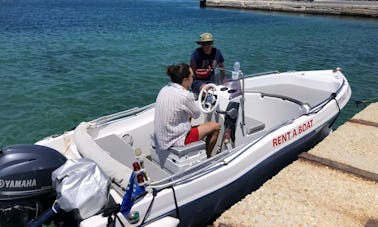 Karel 430 Center Console in Paros, Greece for up to 4 people