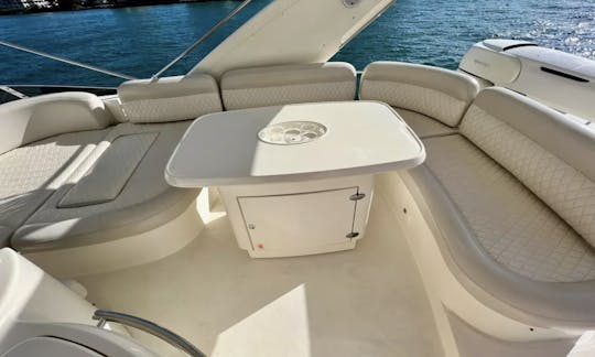 62' Captained Azimut Luxury Yacht