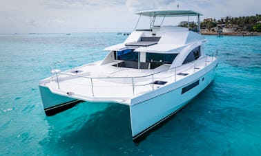 Leopard 51ft Catamaran in Cancun, Isla Mujeres Luxury meal included