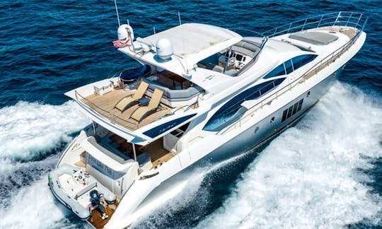 70´ Azimut Luxury Yacht In Miami, Florida