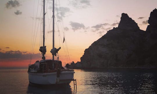 Book the Sailboat Tours in Vibo Marina, Calabria