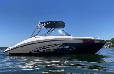 2022 Yamaha AR210 on Lake Houston