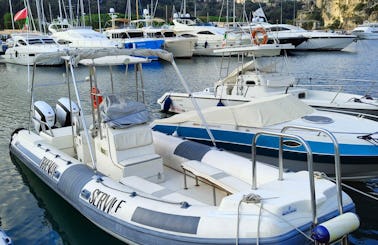 BWA Rib Boat ready to cruise in Vlorë