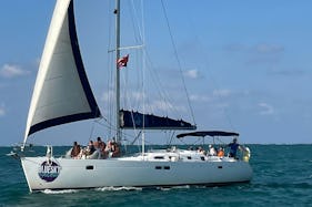 Beneteau Oceanis 473 Luxury Sailing Charter in Grand Cayman, Cayman Islands