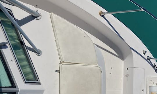 Custom Daily Tours Aboard 30’ Grady White in Fajardo