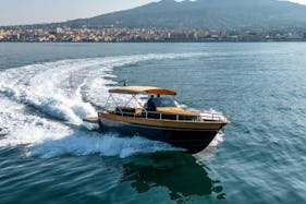 ESPOSITO 32 Motor Yacht for Cruise in Sorrento and Capri