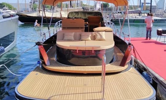 ESPOSITO 32 Motor Yacht for Cruise from Sorrento to Capri or Amalfi Coast