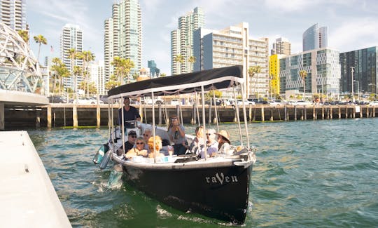 26' San Diego Bay Party on the Water Limousine