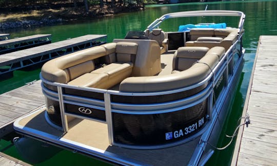 23ft Harris Pontoon for day cruise in Buford, Georgia