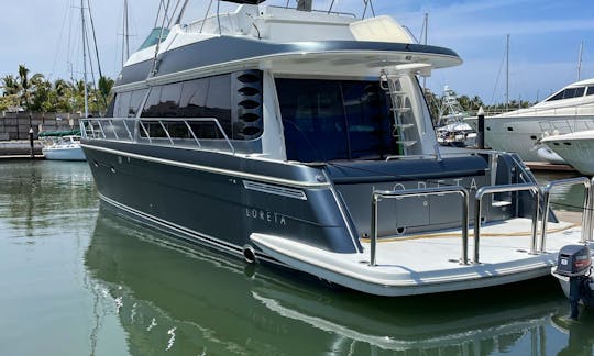Luxurious yacht 60ft Carver Pilothouse at Nuevo Vallarta / Puerto Vallarta