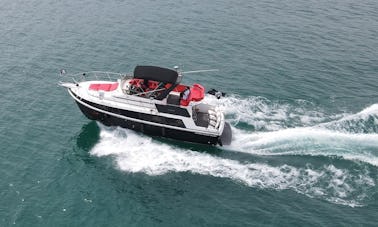 Yate a motor Carver Mariner de 36 pies en Chicago