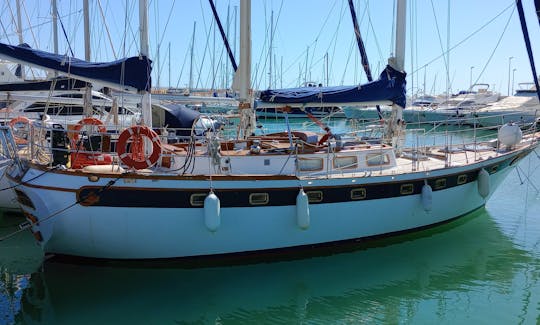 Classic Formosa 47 Sailing Ketch in Gandía