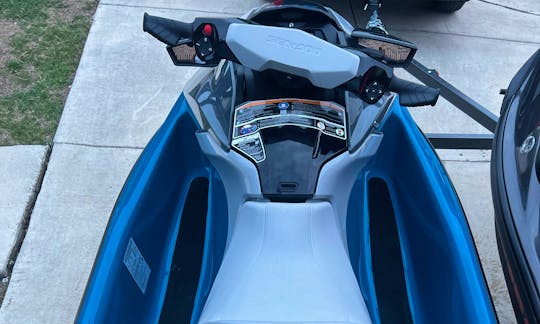 Ride this powerful 2020 Seadoo GTI SE 130 for $80 an hour or $300 for the entire day. The best prices between San Antonio and Canyon Lake!