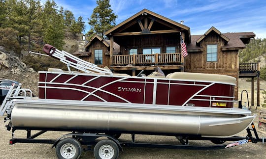 2022 Sylvan Pontoon Boat for Rent on Holter Lake in Wolf Creek Montana!