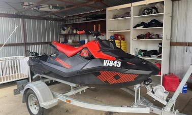 2021 Sea Doo Spark Trixx 2up Jetskis em Avondale